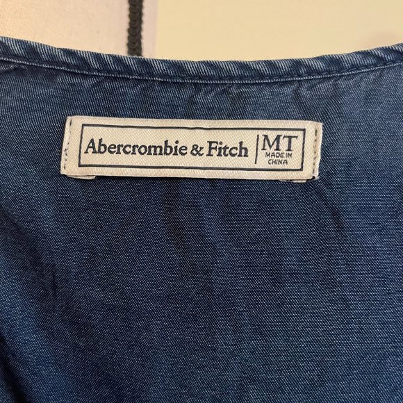 Abercrombie & Fitch Lightweight Denim Dress size Medium Tall - Picture 4 of 4